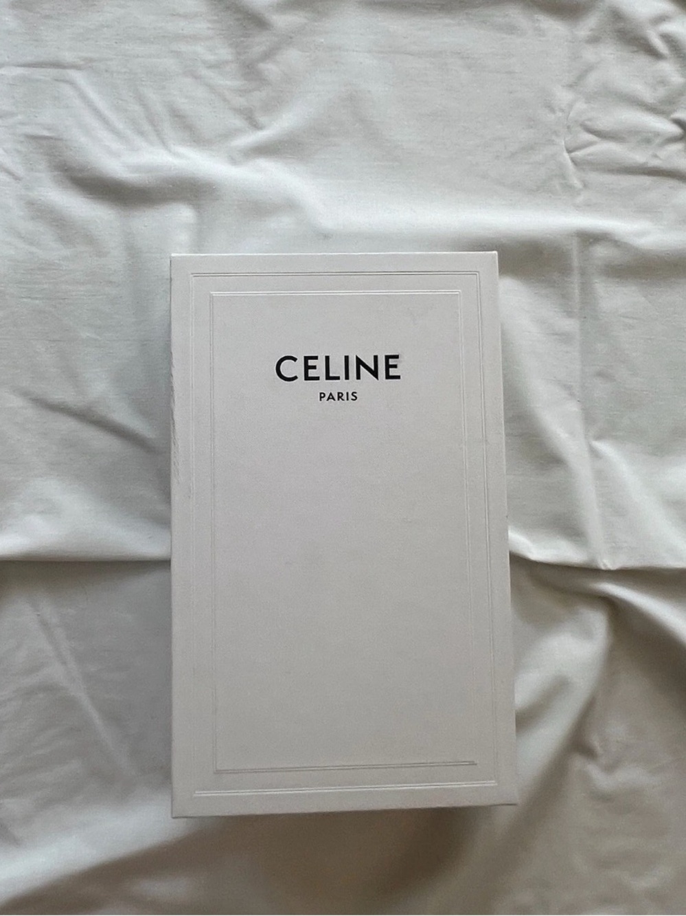 NIB Celine Triomphe Long Wallet in Shiny Calfskin with Gold Tone Hardware - Picture 8 of 10